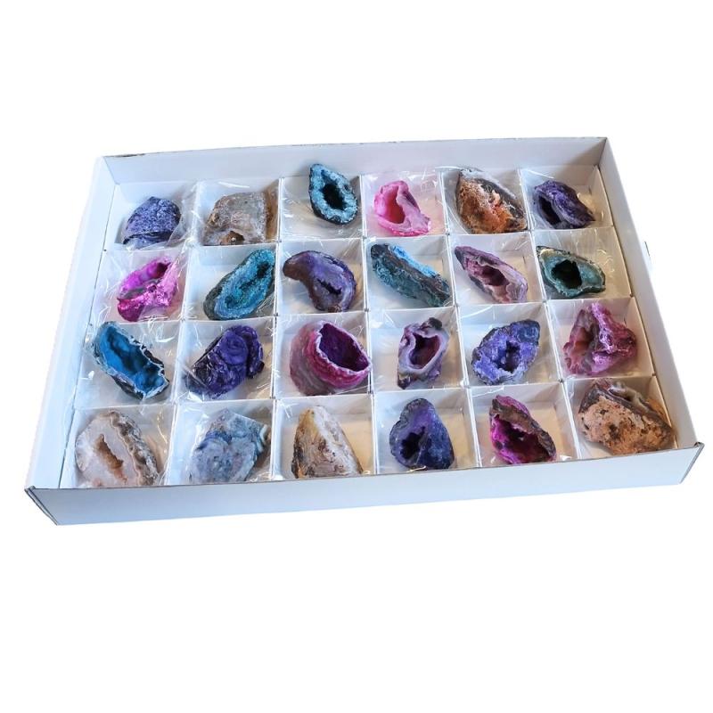 Geode de Quartz (teinté en couleurs assorties). 24un.