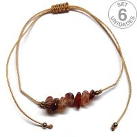 Pulsera de chip de Carneola en hilo beige ajustable. Set 6 Un.