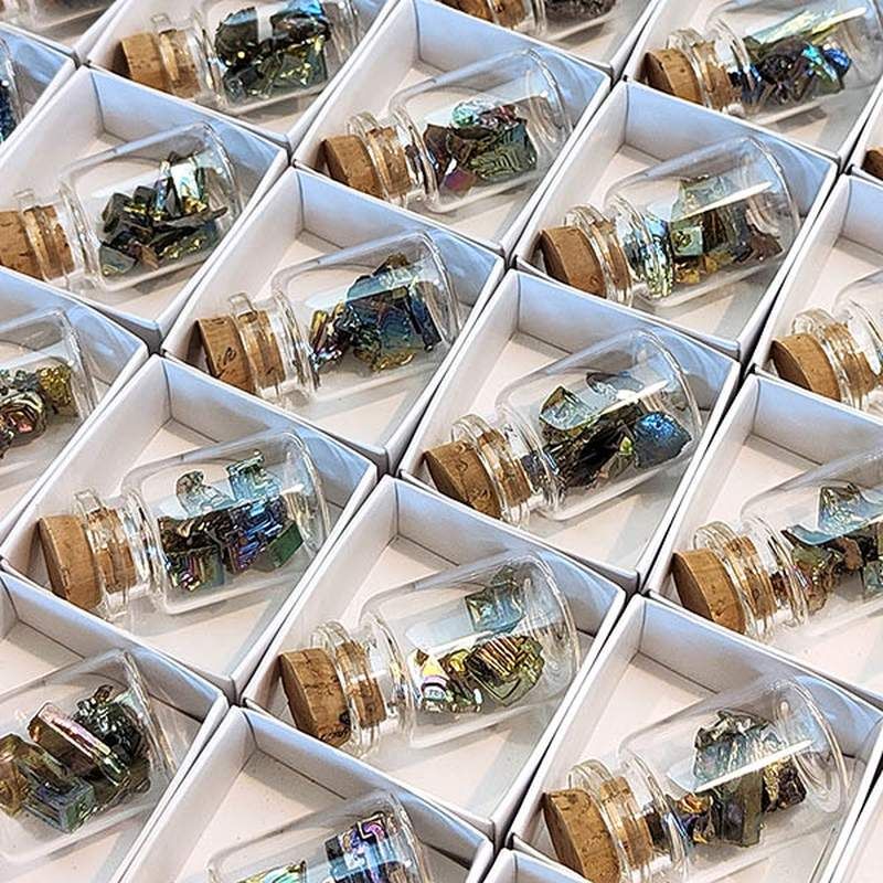 Bismuth dans des bouteilles en verre. Set 54 Unités