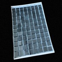 Caja Plástico 30x30x28mm. Base Negra. Set 96 Un.