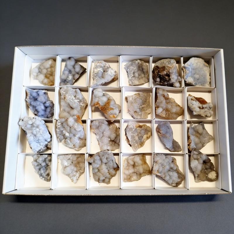 Calcedonia Drusa. Lote 24 Un.