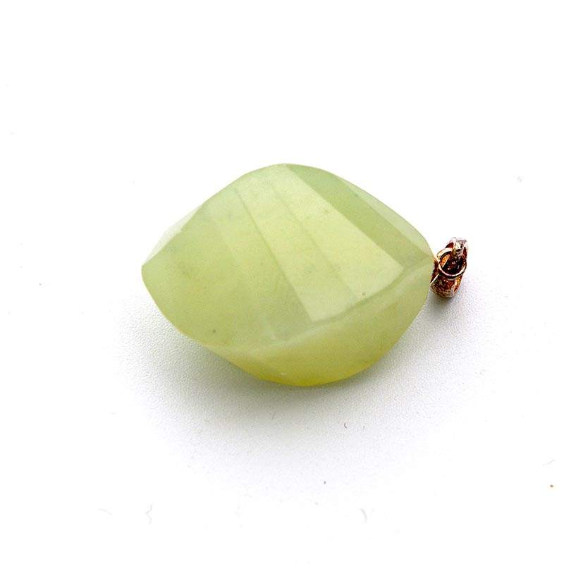 Colgante Jade facetado