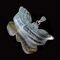 Colgante Mariposa de Flor de Calcedonia