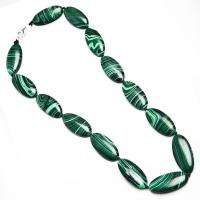 Collar Imitación Malaquita oval.