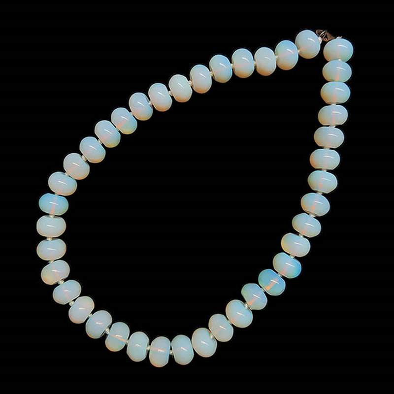 Collier Opaline