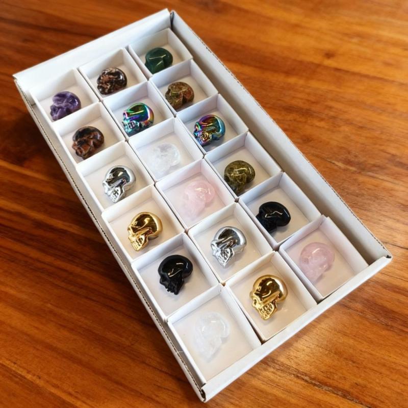 Cráneos Mineral Surtido. Set 18 Un.