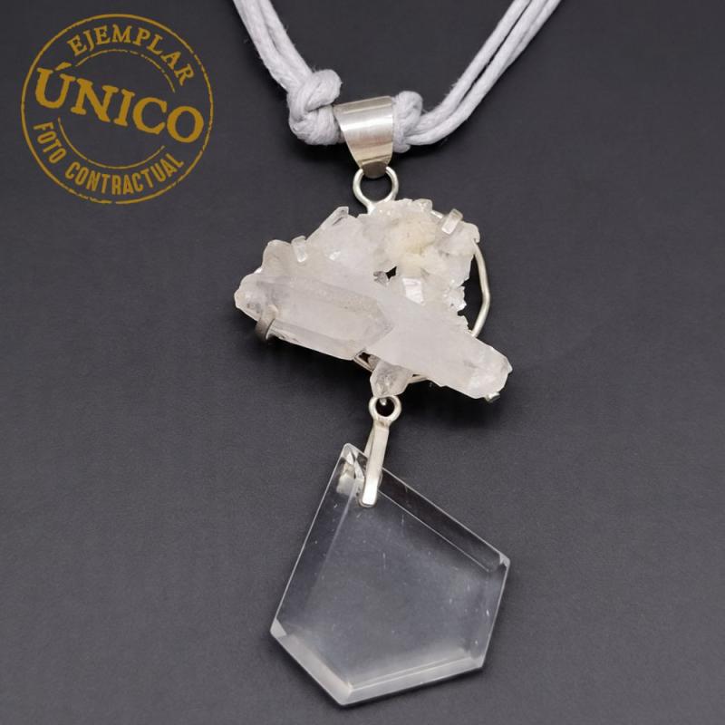 Collar Cristal de Roca (engarces plata)