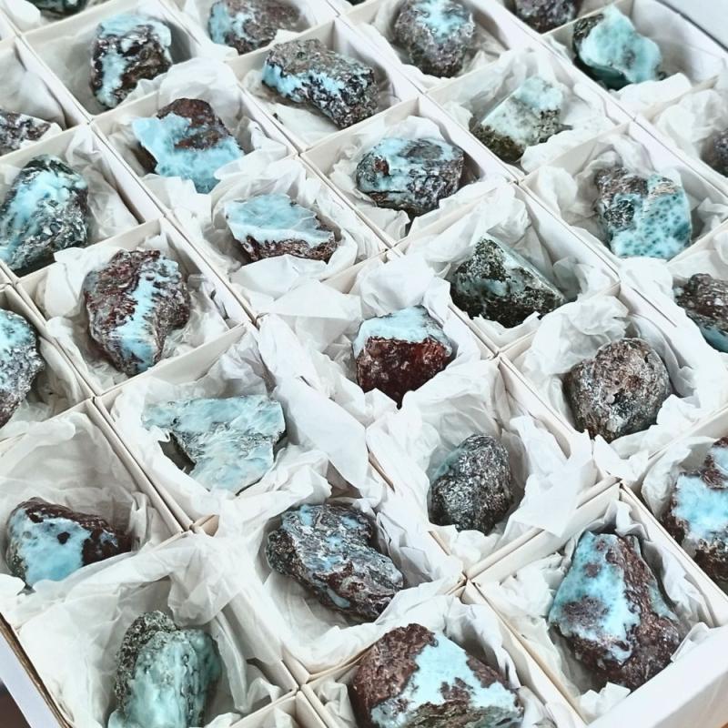 Larimar (one side polished). Set 54 Un.