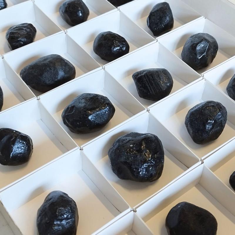 Obsidiana Lágrima de Apache. Set 24 Un.