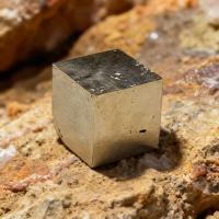 Pirita Cúbica 3cm (Precio por Unidad)