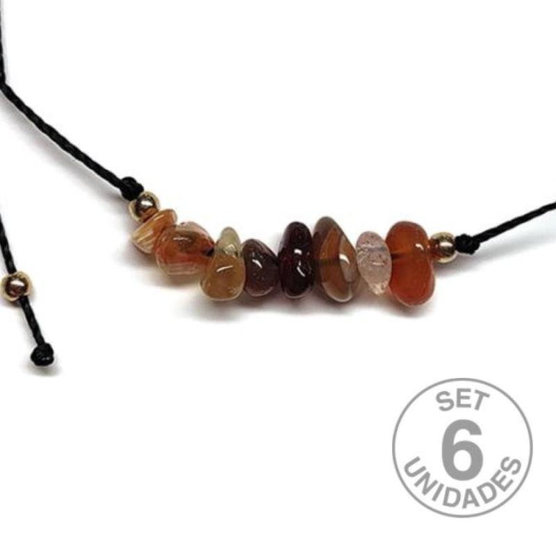 Pulsera de chip de Carneola en hilo negro ajustable. Set 6 Un.