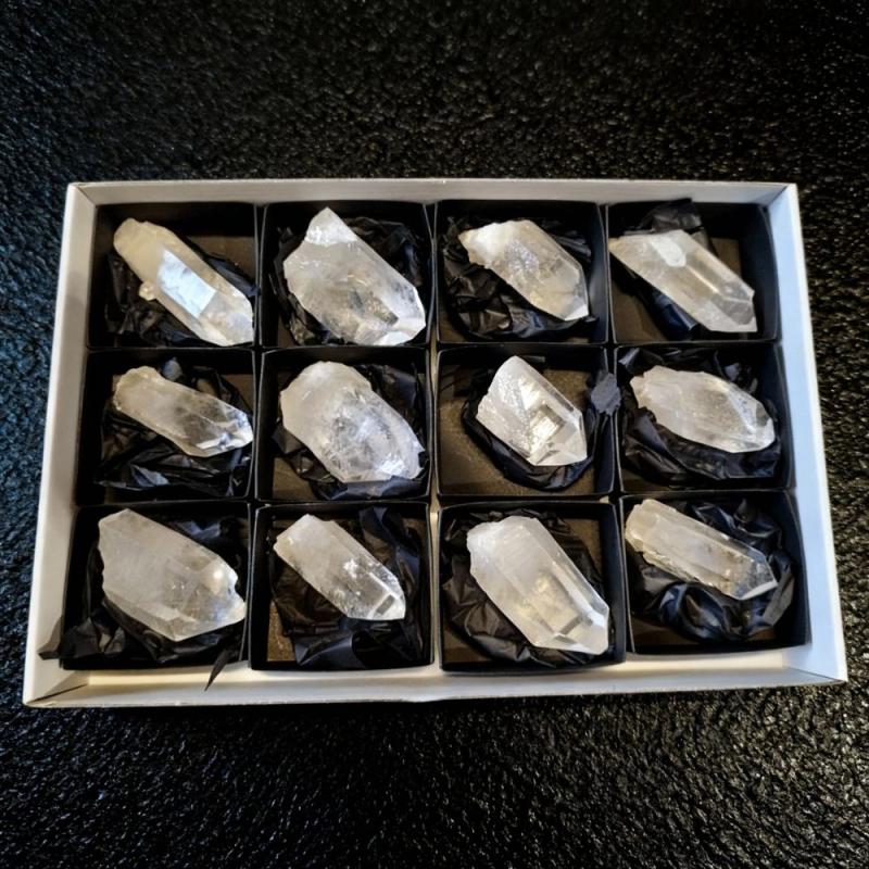 Puntas de Cristal de Roca Calidad "A" (Brasil). Lote 12 Un.