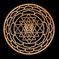 Símbolo Sri Yantra/Mandala en madera.